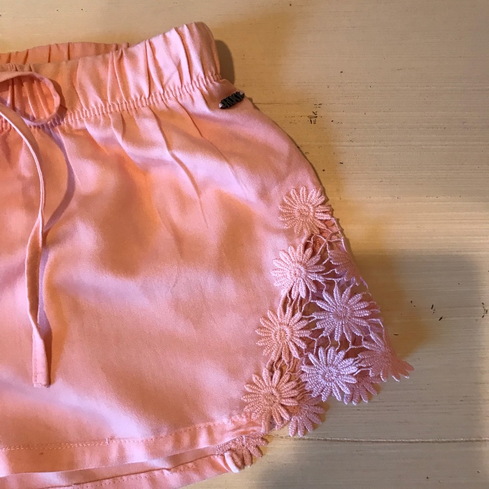 FOR SALE Roxy Shorts (pac Sun) peach size XS - Picture 3 of 7